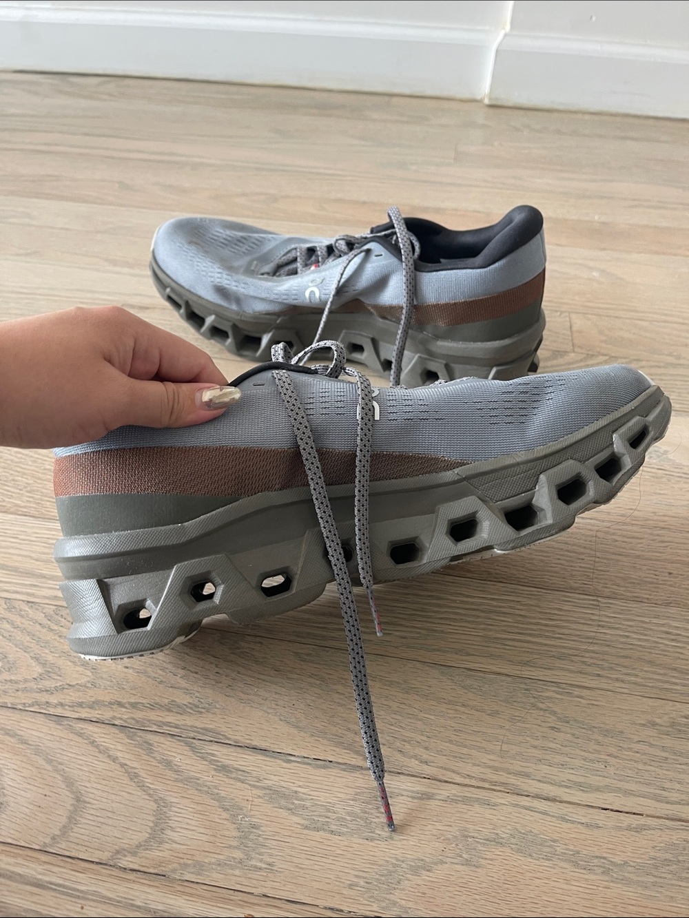 On Running Men's Grey and Brown Cloudnova x Pleasures Athletic Shoe - Picture 4 of 9